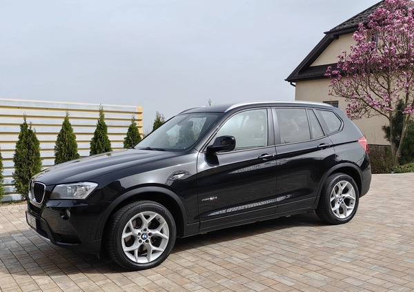 BMW X3 cena 43900 przebieg: 305841, rok produkcji 2011 z Limanowa małe 37